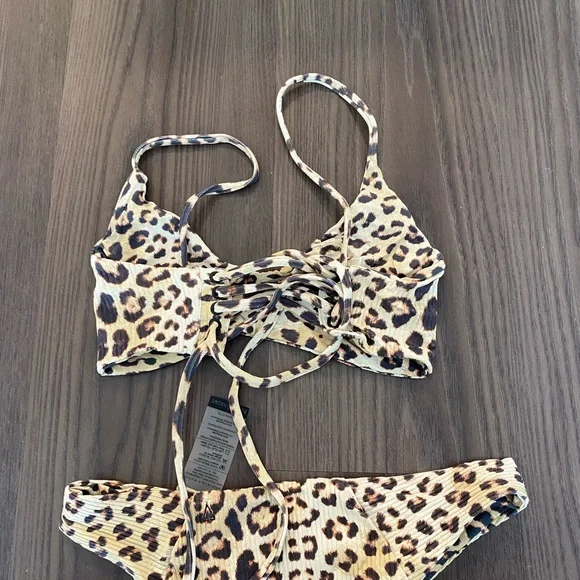 Boys + Arrows Feline Bikini - Picture 7 of 8